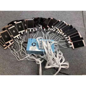 Зарядное устройство SUNSHINE SS-310 содержит 40 USB портов высокой мощности